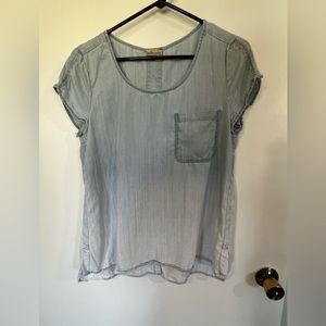 Anthropologie Holding Horses chambray shirt, size medium